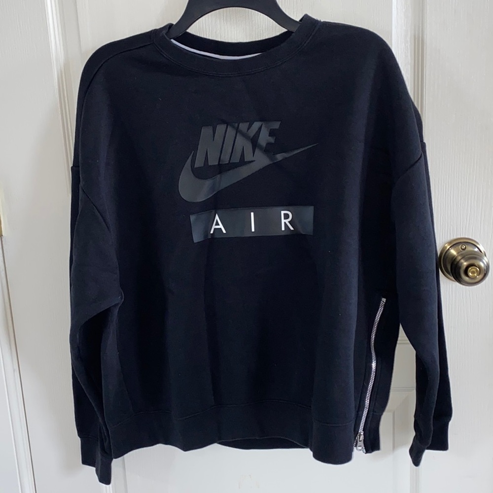 Nike sweatshirt